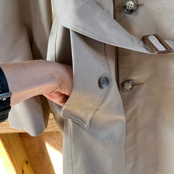 Christian Dior Men's Vintage Tan Classic Trench Coat Size 40R - Picture 4 of 12